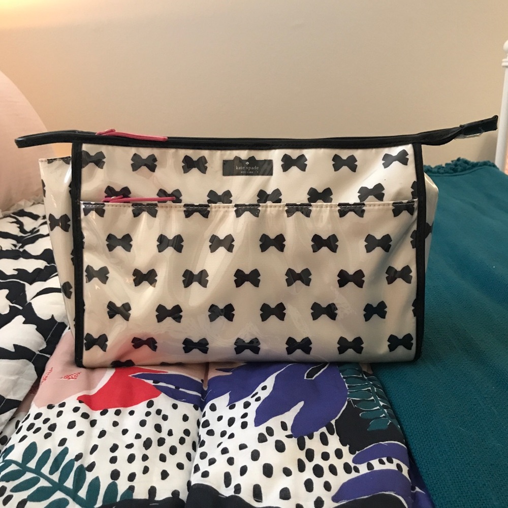 🎉FLASH SALE🎉 Kate Spade Large Cosmetic Bag